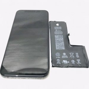 iPhoneXS バッテリー交換