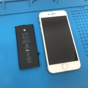 iPhone8 バッテリー交換