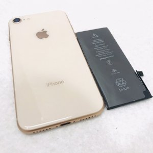 iPhone8 バッテリー交換修理