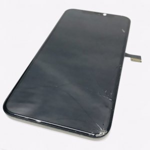 iPhone11pro フロントパネル交換