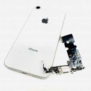 iPhone8 ライトニング交換修理