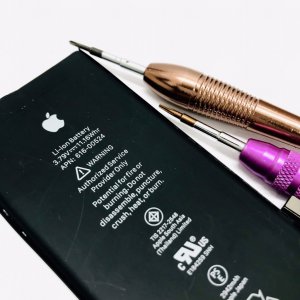 iPhone8 バッテリー交換