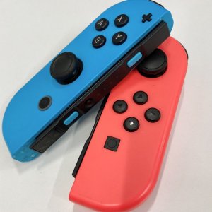 Nintebdo Switch ニンテンドースイッチ ジョイコン修理