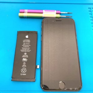 iPhone8 バッテリー交換修理