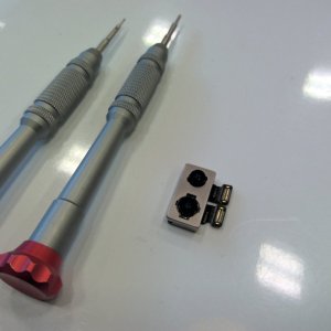 iPhone8Plusアウトカメラ交換