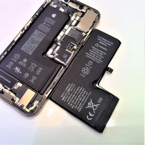 iPhoneXS バッテリー交換