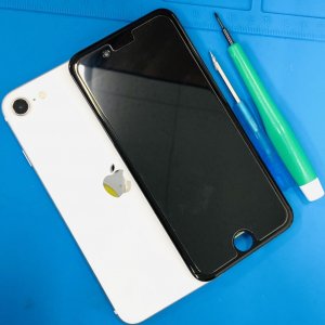 iPhoneSE2 液晶交換修理