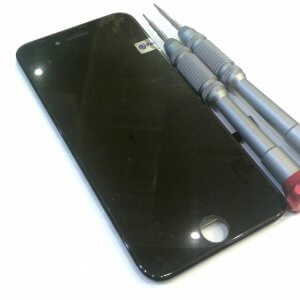 iPhoneSE2 フロントパネル交換