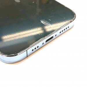 iPhone13Pro ライトニング修理