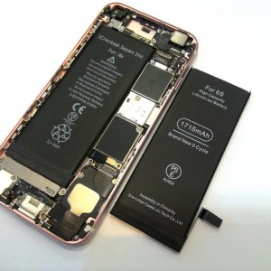 iPhone6S バッテリー交換