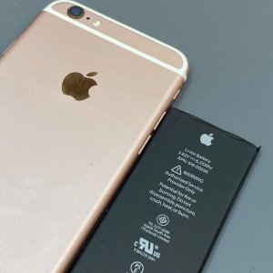 iPhone6S バッテリー交換
