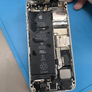 iPhone 5-SE 水没修理