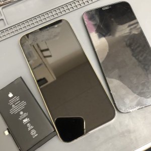 iPhone12Pro 液晶 バッテリー交換