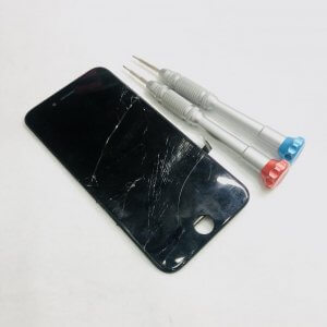 iPhone SE 第2世代 液晶交換