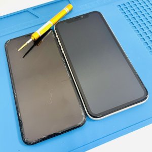 iPhone11 液晶交換修理