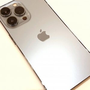 iPhone13Pro 永久保証 強化ガラスフィルム