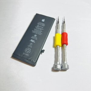 iPhone8 バッテリー交換 最大容量75%でバッテリー交換のメッセージが表示される。