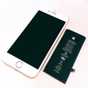 iPhone8　バッテリー交換修理