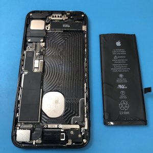 iPhone7 充電不良　バッテリー交換