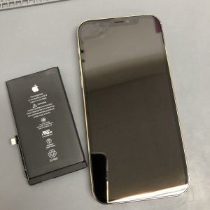 iPhone12Pro バッテリー交換