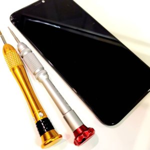 iPhoneXS フロントパネル交換修理