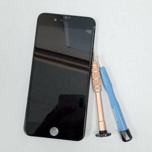 iPhone 7+ 液晶交換