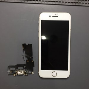 iPhone7 ライトニング交換
