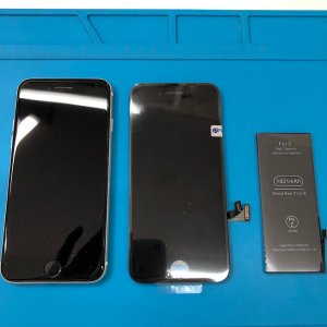iPhone SE2  画面破損　バッテリー劣化