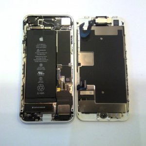 iPhone8 バッテリー交換