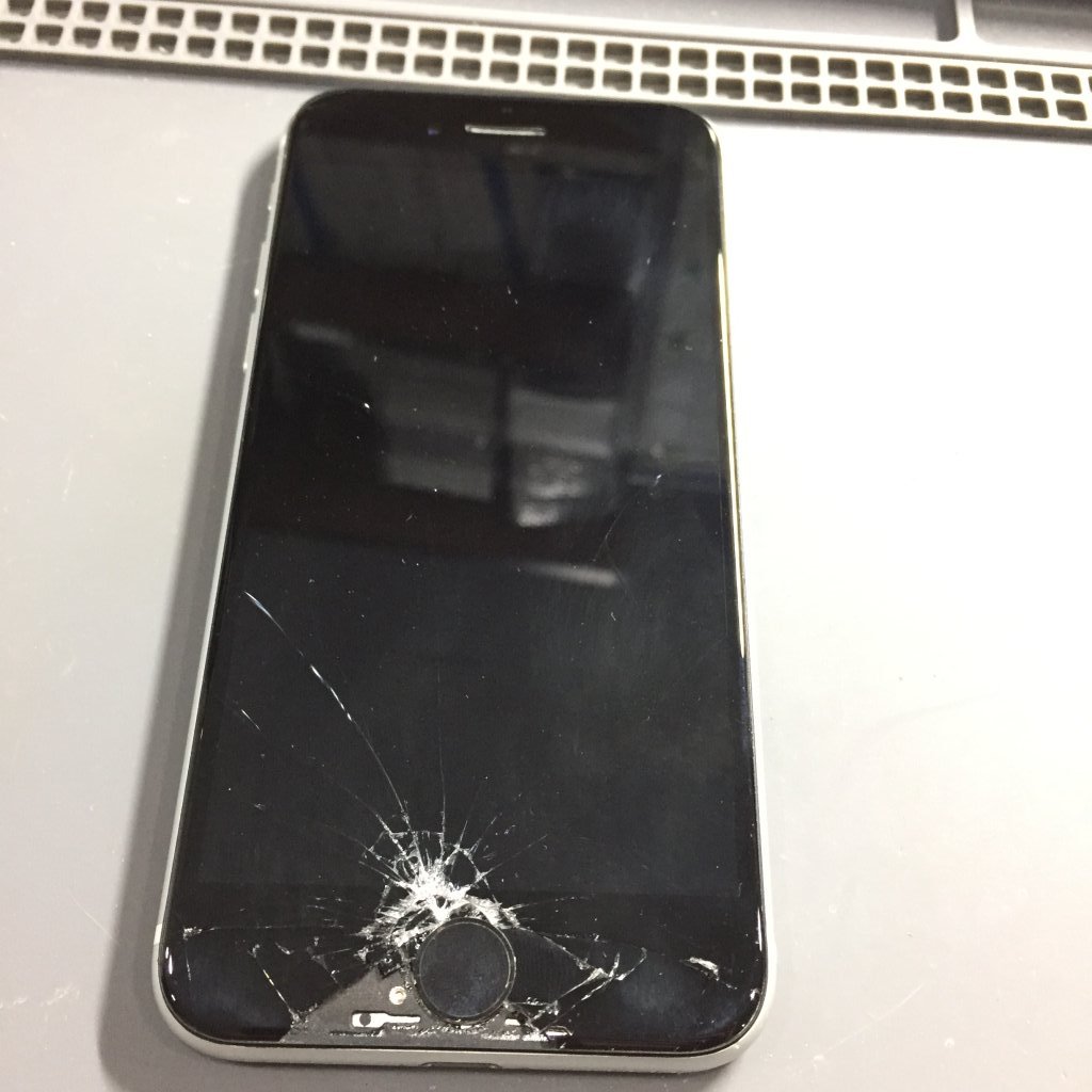 iPhoneSE2 液晶交換