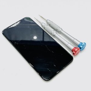 iPhone11 液晶交換