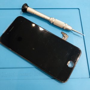 iPhone7 フロントパネル交換