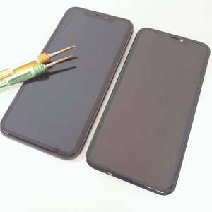 iPhone11 液晶パネル交換修理