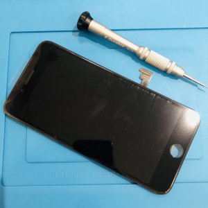 iPhone7Plus フロントパネル交換