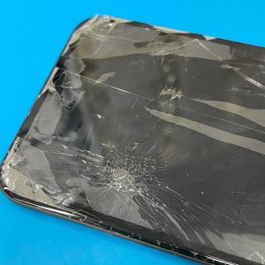 iPhoneXR 液晶交換修理