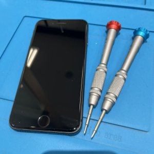 iPhone8 (アイフォン8) バッテリー交換