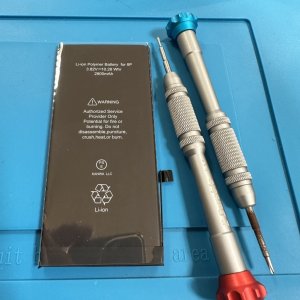 iPhone8Plus　バッテリー交換