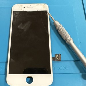 iPhone8　液晶交換