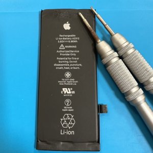 iPhoneSE2　バッテリー交換