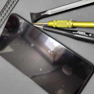 iPhone11Pro フロントパネル交換