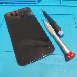 iPhone12ProMax 画面割れ修理