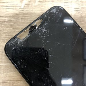 iPhone11 フロントパネル交換