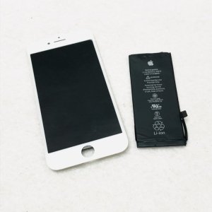 iPhone8 フロントパネル交換 バッテリー交換