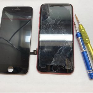 iPhoneSE2 フロントパネル交換