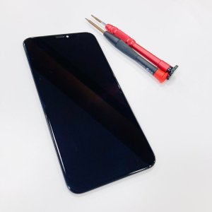 iPhoneXR 液晶交換 液晶漏れ 縦線 タッチ出来ない ゴーストタッチなど