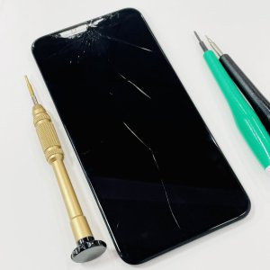 iPhone11proMAX 液晶交換修理
