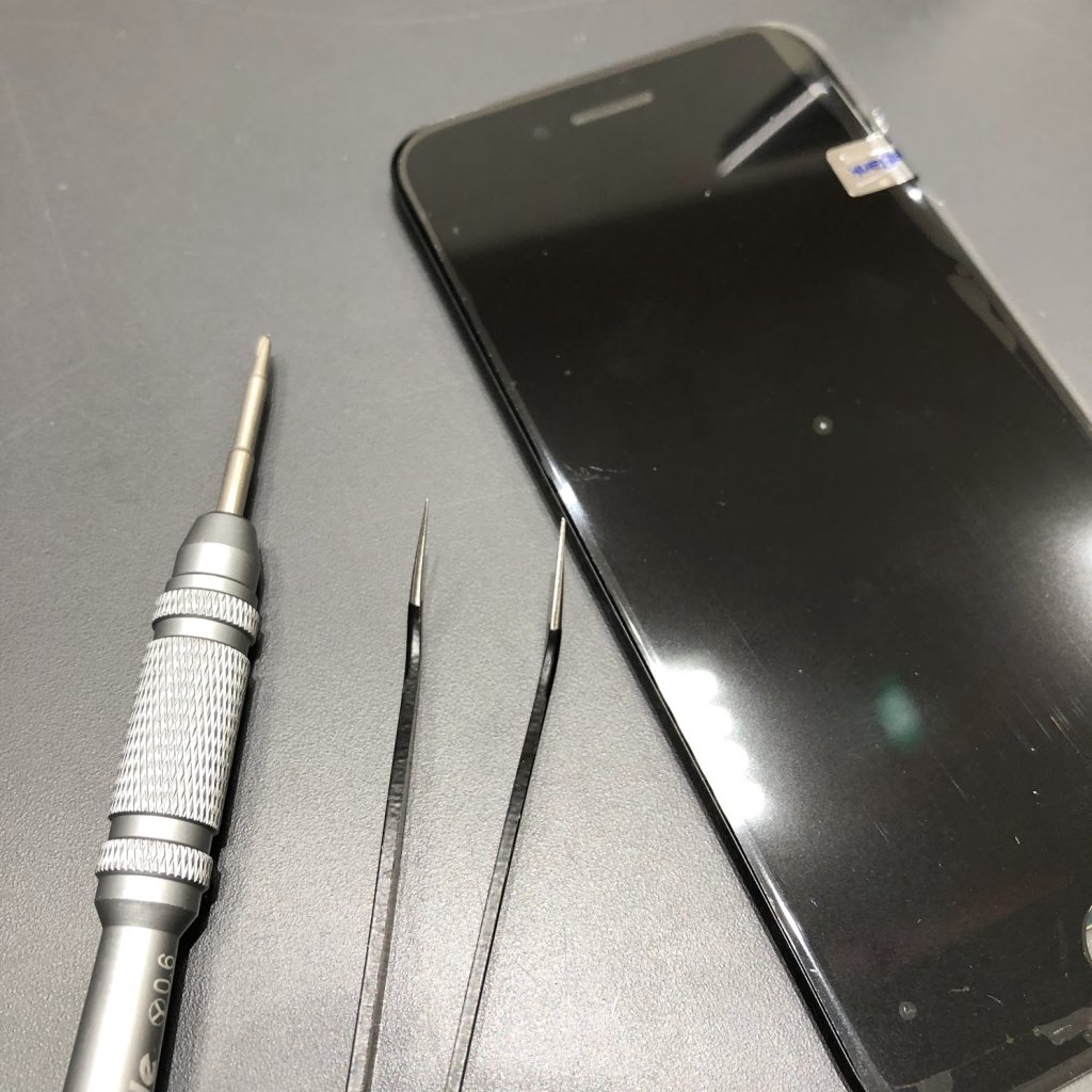 iPhoneSE2 フロントパネル交換