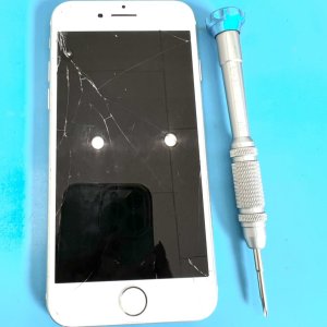 iPhone 7 フロントパネル交換