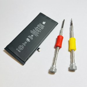 iPhone11 バッテリー交換 バッテリー残量がすぐに減ってしまうので、充電しながら使ってしまい…