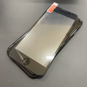 iPhone8 強化ガラス貼付け 永久保証